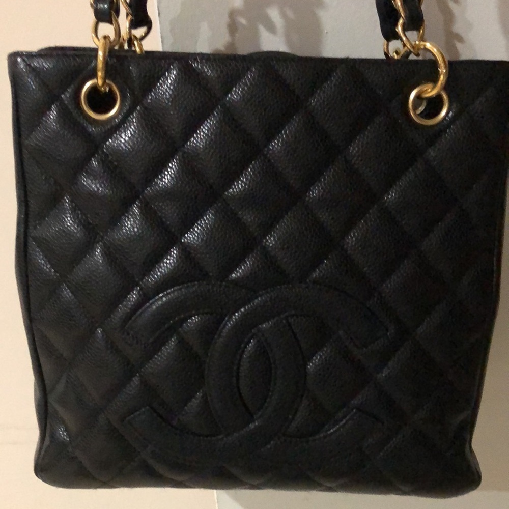 Chanel Bag - Picture 2 of 9